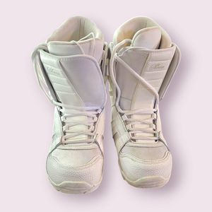 Siren Snowboots 8